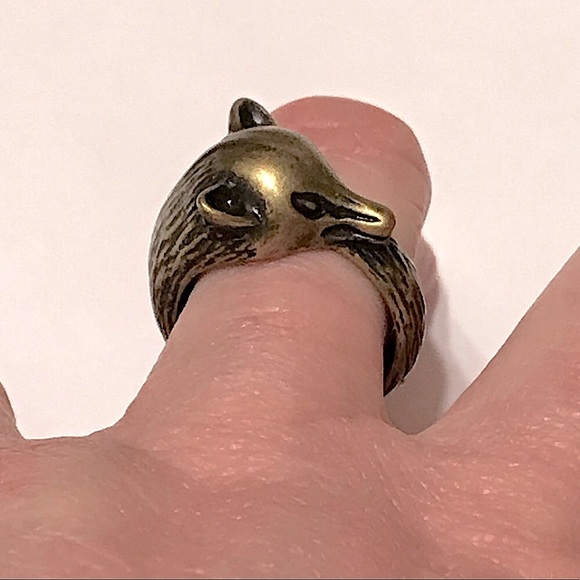 Ring - Picture 2 of 8